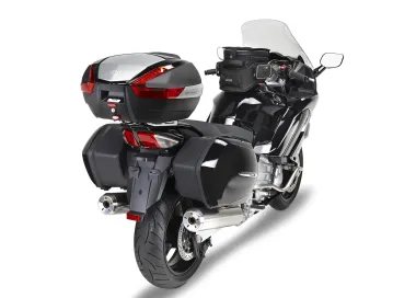 KIT GIVI ADAPTADOR ML C-M5M YAMAHA.FJR1300.-06 A -