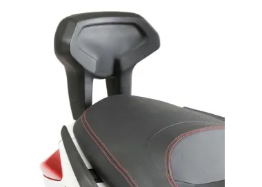 RESPALDO GIVI YAMAHA X-MAX 125-250 010