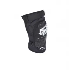 Compre X-KNEE GUARD SOFT JUNIOR na REBESA.COM. Qualidade italiana, design inovador e durabilidade máxima. Envio rápido e suporte